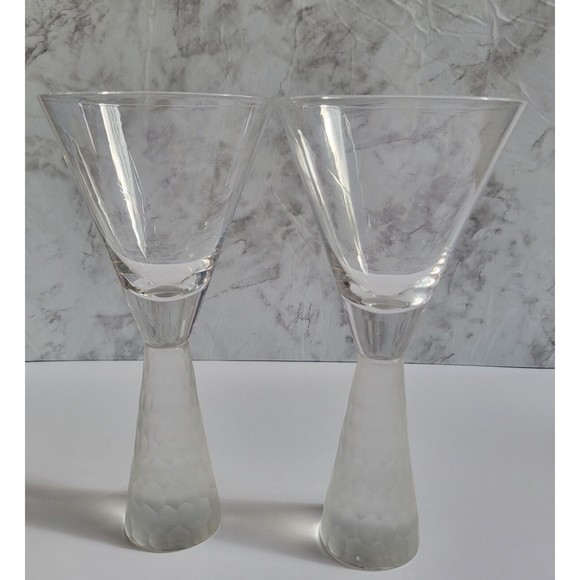ARTLAND Prescott Dining Artland Prescott Martini Glass Frosted